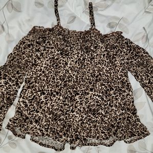 Little girls leopard shirt